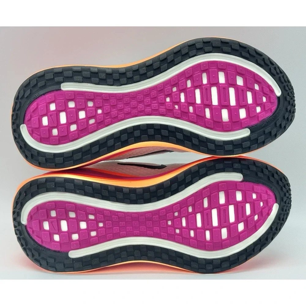 Nike Women's Vomero Plus‎ White Fire Pink Size 6.5 HV8154 104